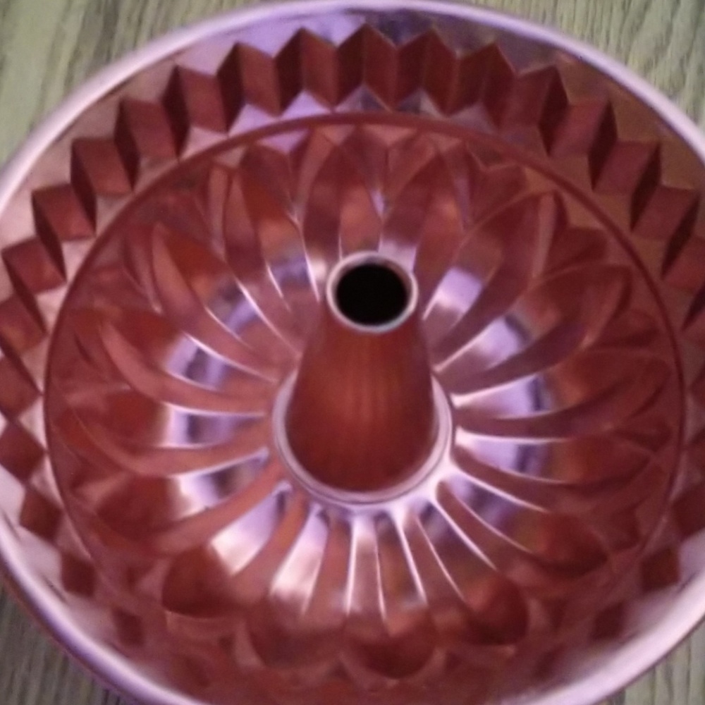 MidCentury VINTAGE NEW & UNUSED Mirro Bundt Pan NWT